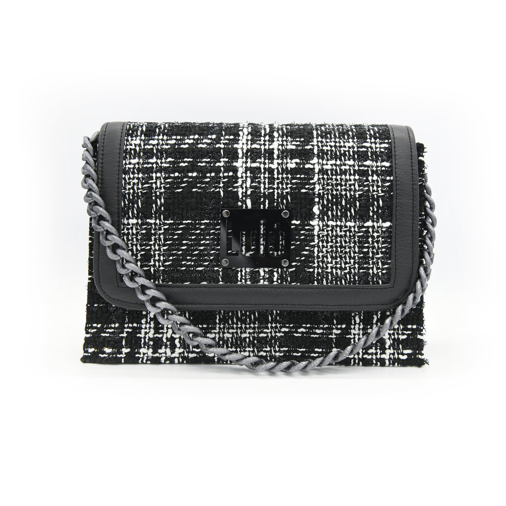 LKFL21 / BLACK & WHITE WOVEN BAG WITH LEATHER